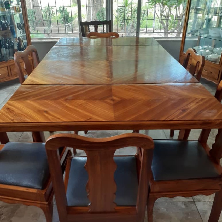Hand made Rhodesian teak expandable dinner table and 6 chairs JuggleBee