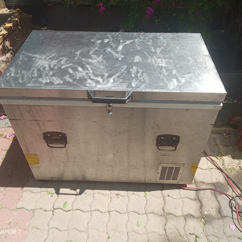 olx camping fridge freezer